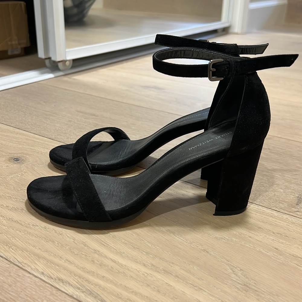Stuart Weitzman nunakedstraight sandals